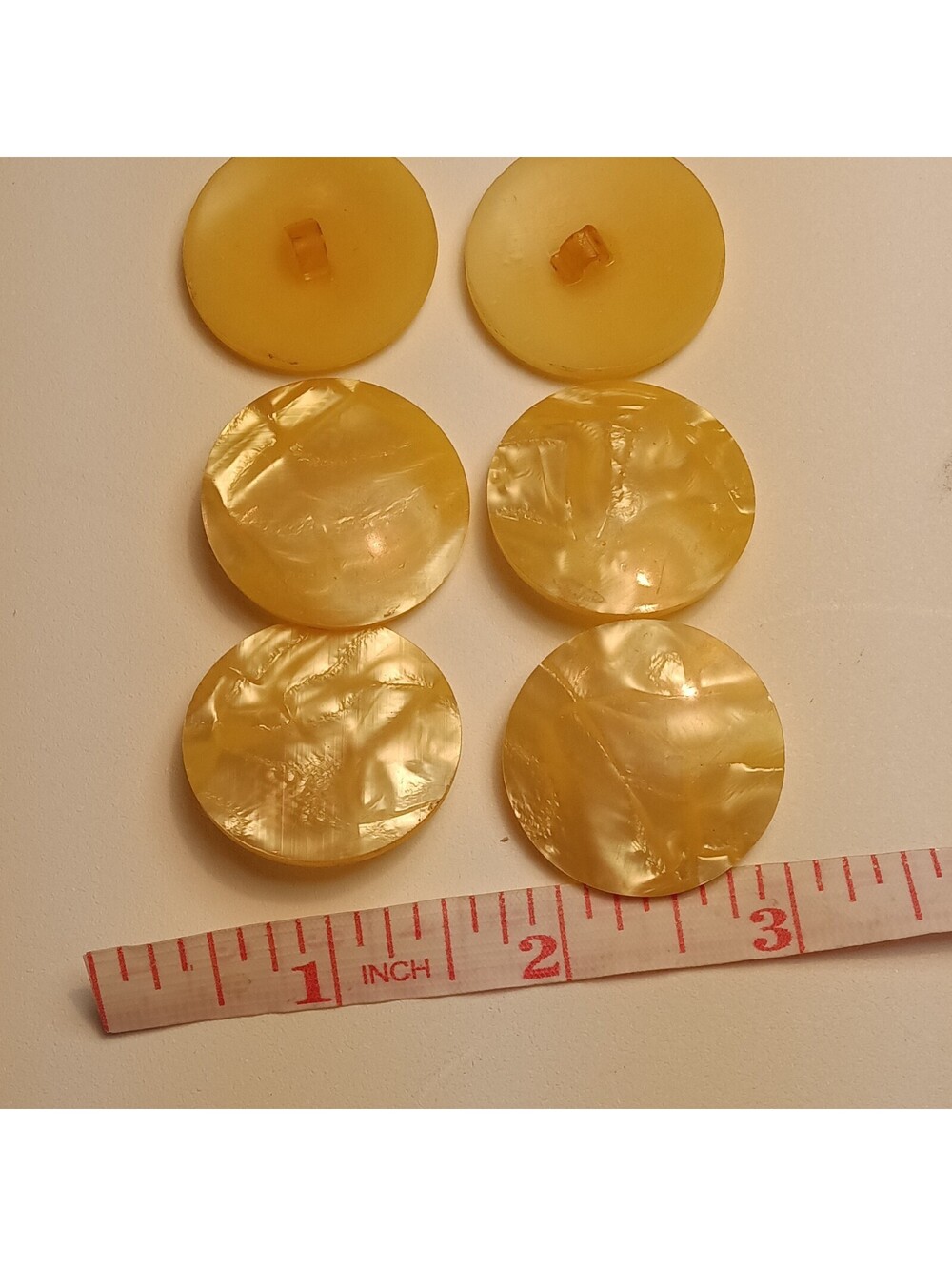 VTG Large 1.25" Swirl Lucite Plastic Shank Buttons MCM Cream Gold Coat Lot if 6